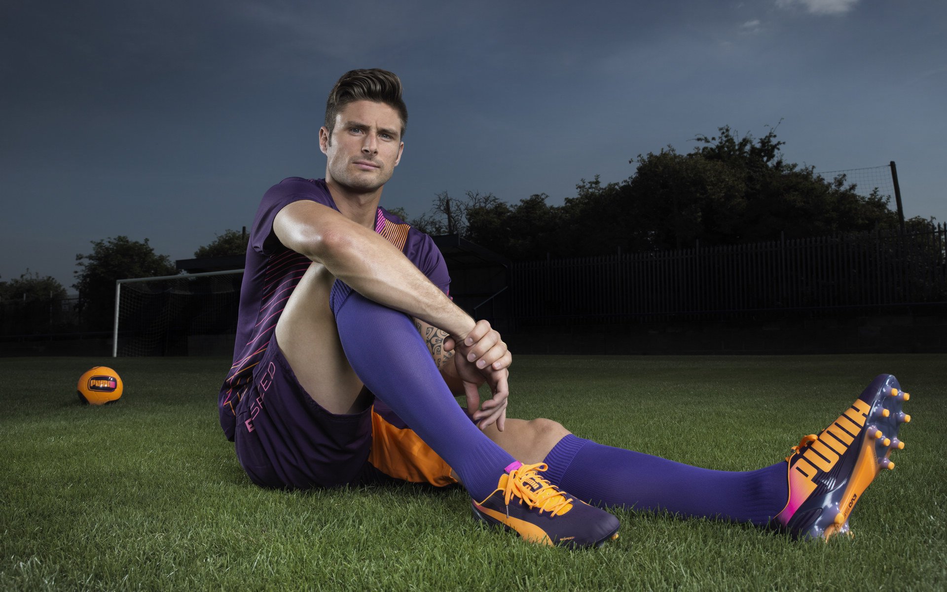 排名变动频繁,谁能稳坐“头把交椅”?